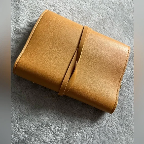 Glass Ladder & Co. Tech Pouch - Picture 3 of 9